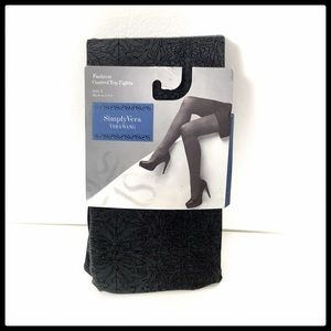 New in pkg patterned tights